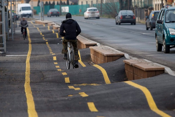 Ciclovia radical na cidade de Körmend, Hungria