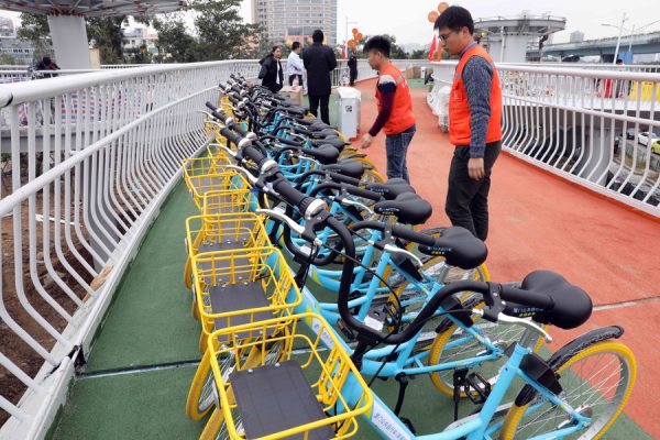 o sistema dispõe de 355 bikes para alugar